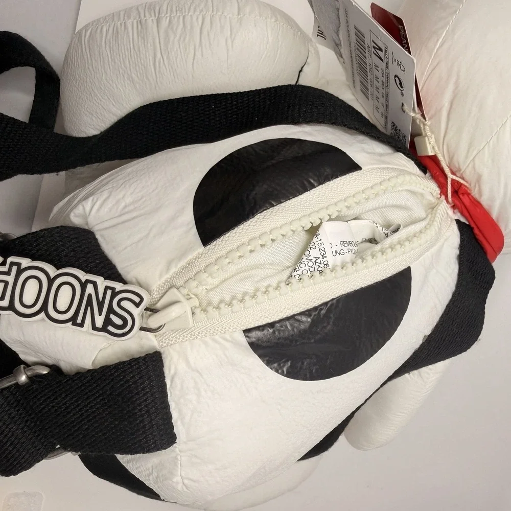 Zara peanuts snoopy